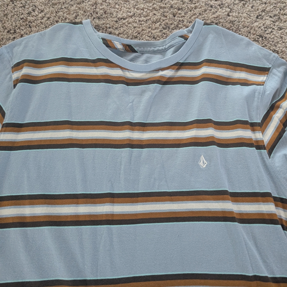 Volcom Blue and Brown Short Sleeve Tees
